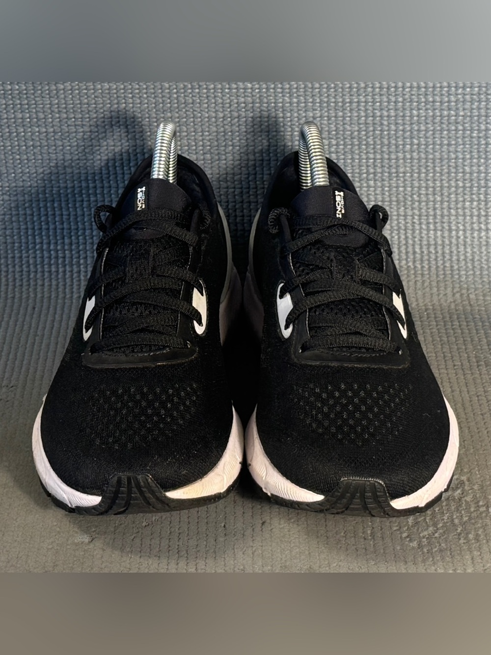 Under Armour Women’s UA HOVR Sonic 5 Running Shoes Size 8 - Picture 3 of 9